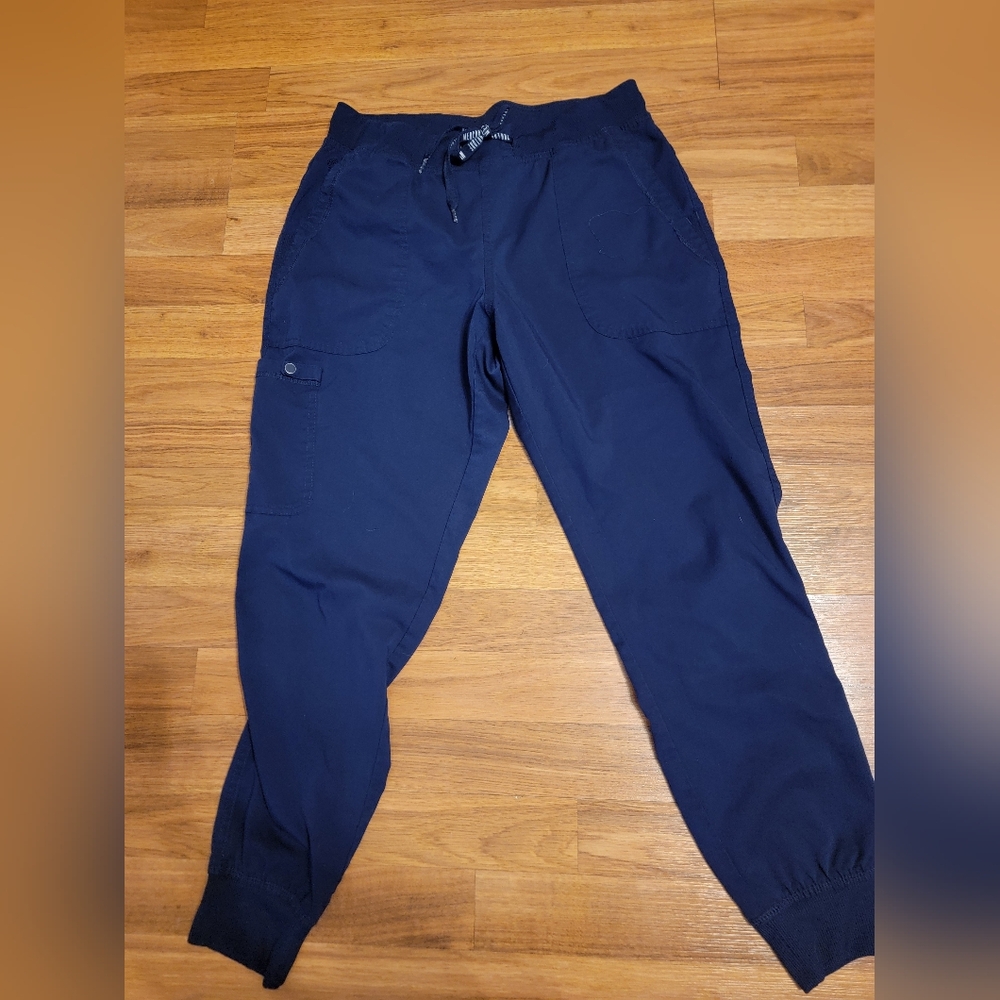 Med Couture Women's Medium Jogger Scrub Pants